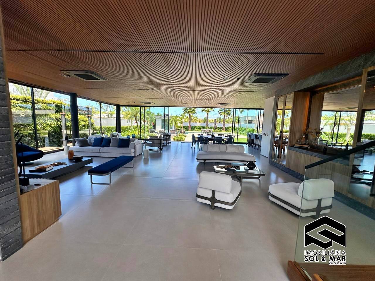 Casa de Condomínio à venda com 7 quartos, 600m² - Foto 3