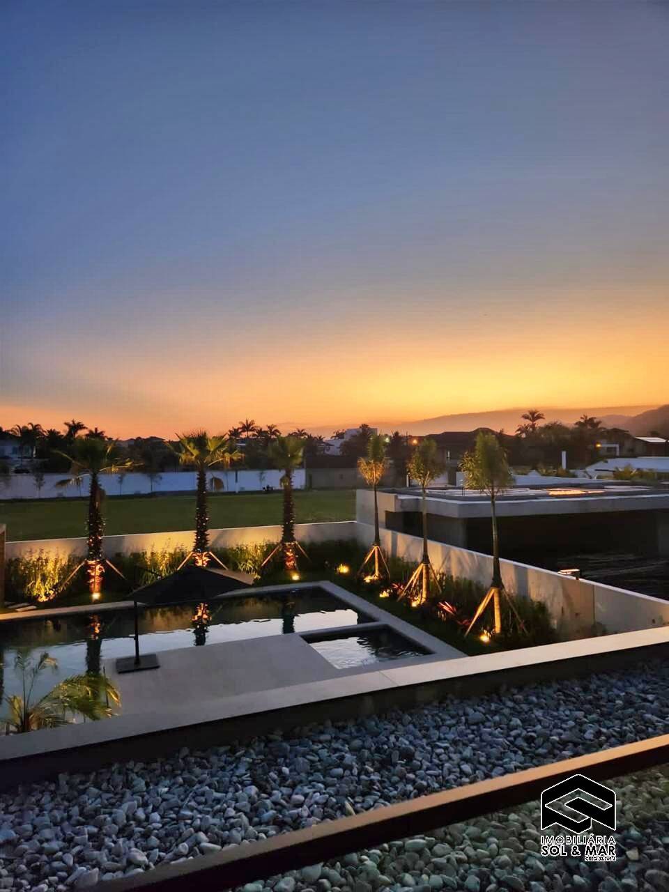 Casa de Condomínio à venda com 7 quartos, 600m² - Foto 23