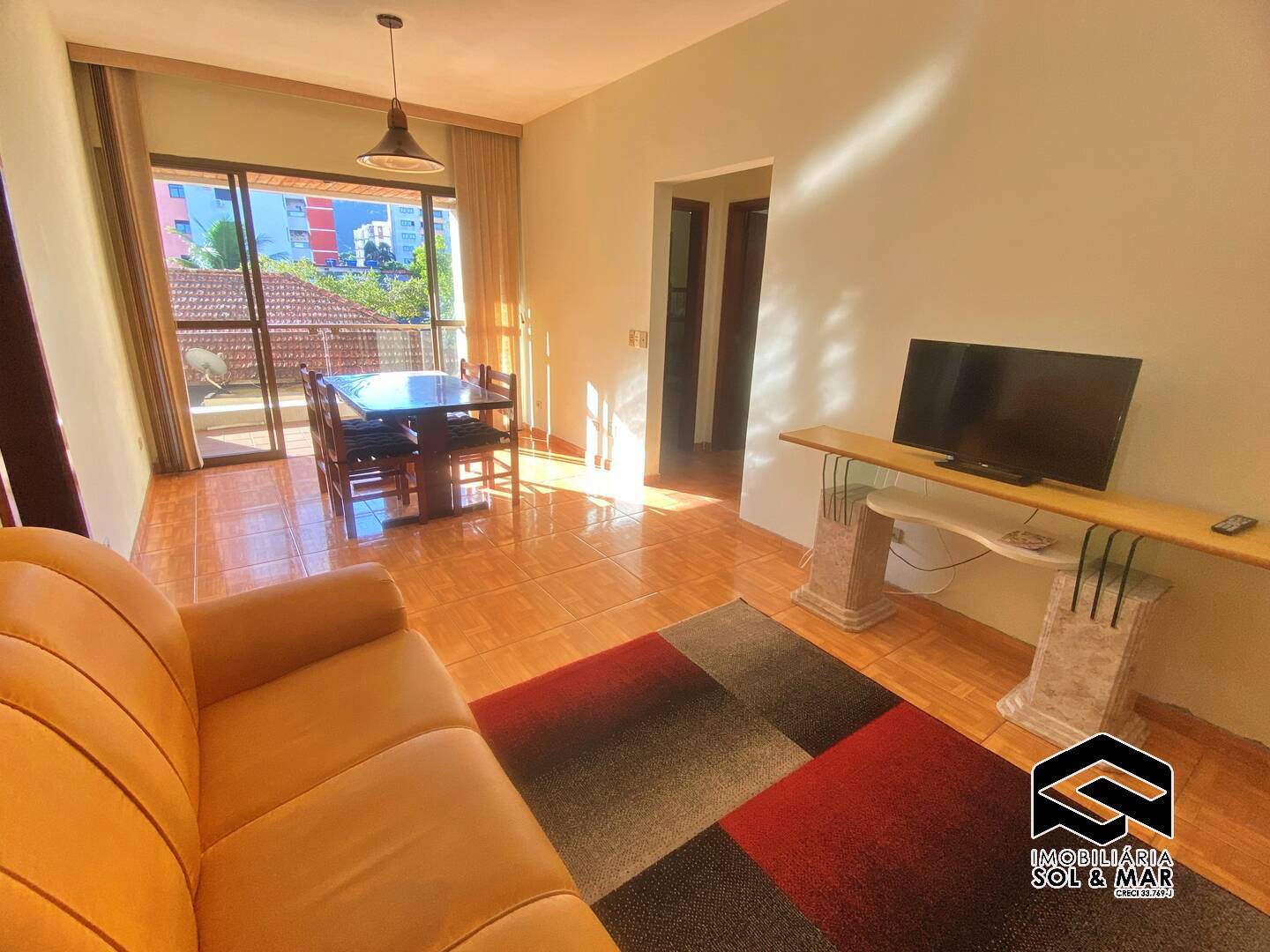Apartamento à venda com 2 quartos, 75m² - Foto 3