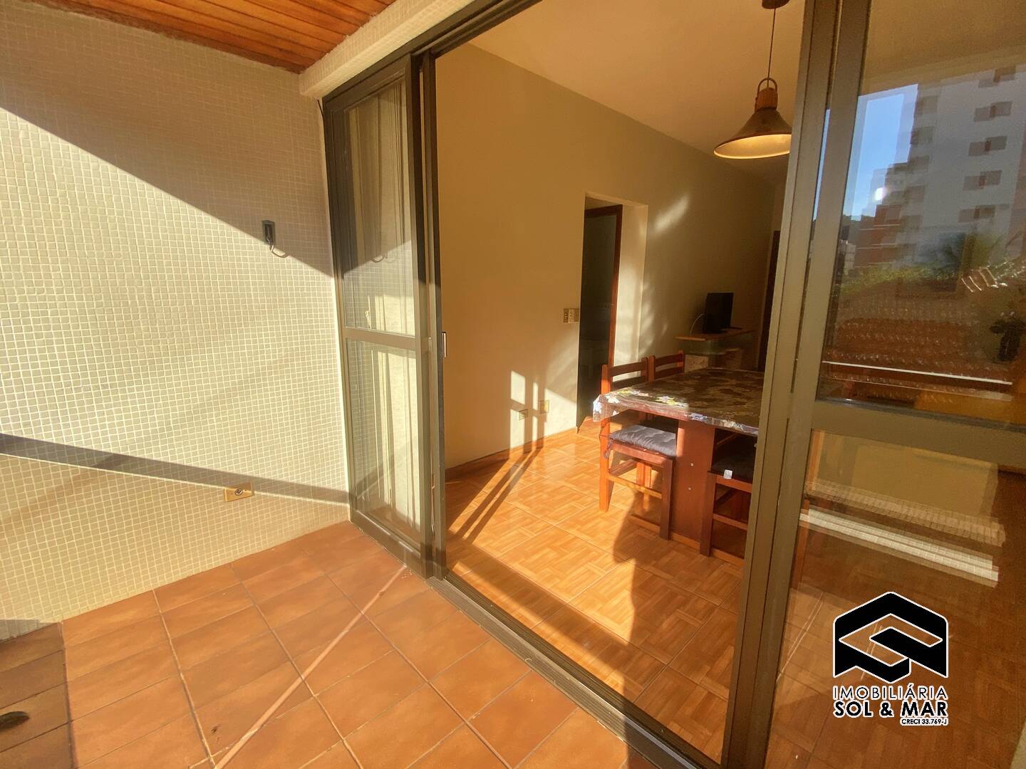 Apartamento à venda com 2 quartos, 75m² - Foto 5