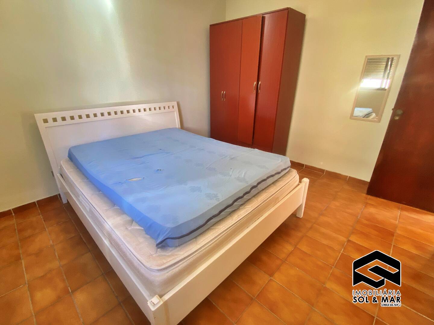 Apartamento à venda com 2 quartos, 75m² - Foto 11