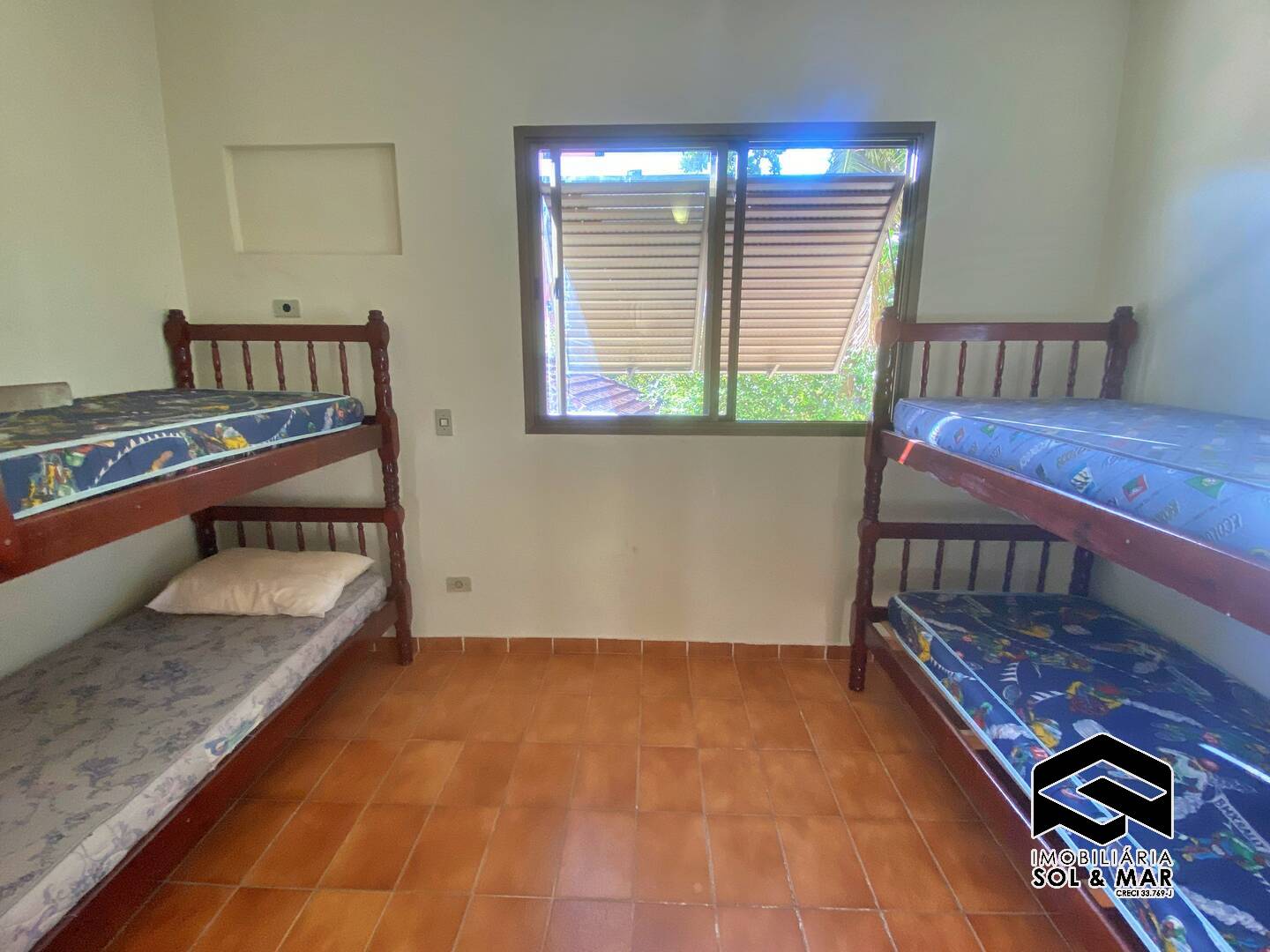 Apartamento à venda com 2 quartos, 75m² - Foto 13