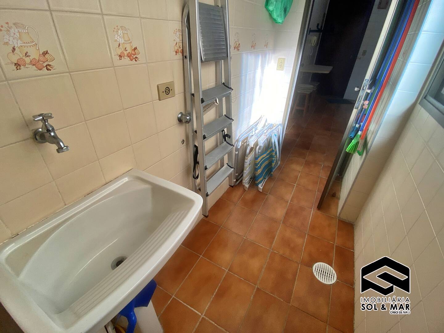 Apartamento à venda com 2 quartos, 75m² - Foto 20