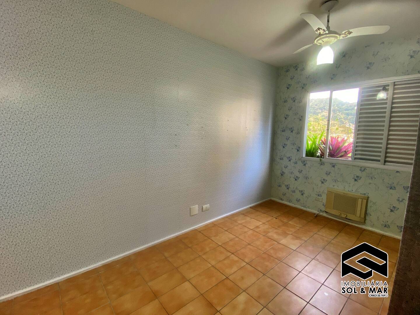 Apartamento para alugar com 3 quartos, 85m² - Foto 11