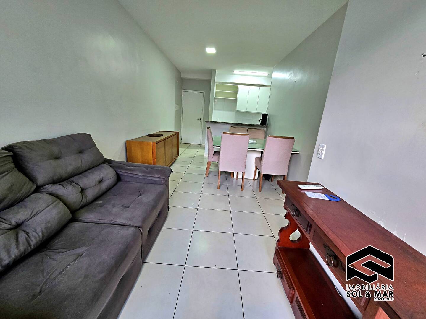 Apartamento à venda com 2 quartos, 60m² - Foto 4