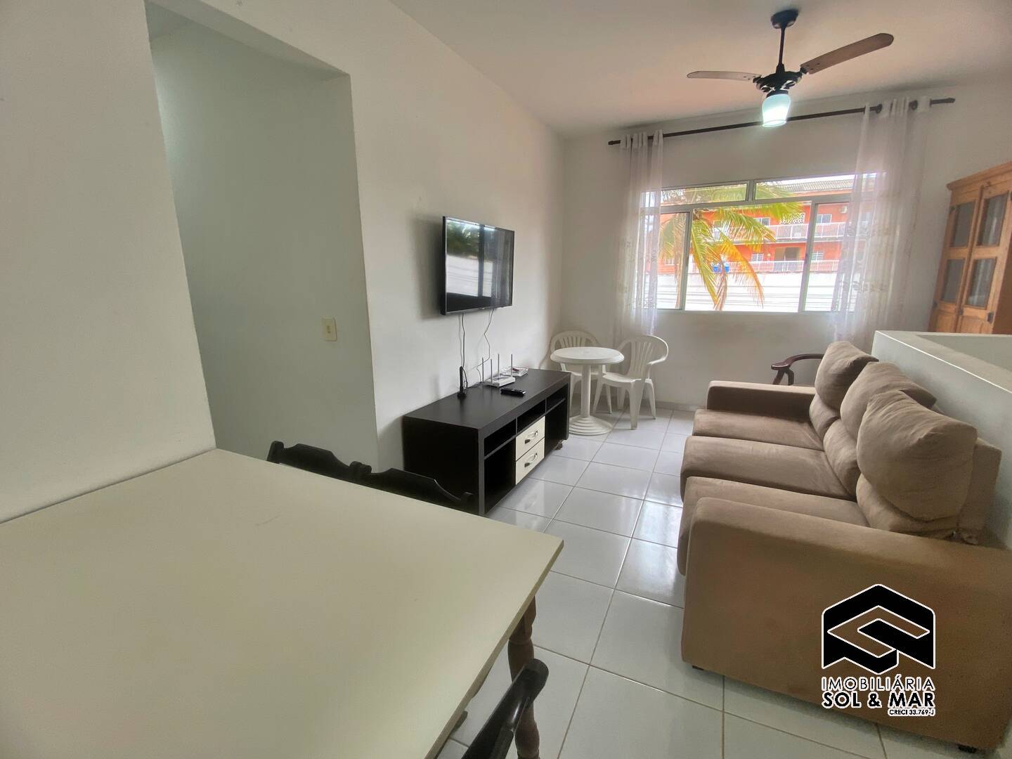 Casa à venda com 2 quartos, 70m² - Foto 3