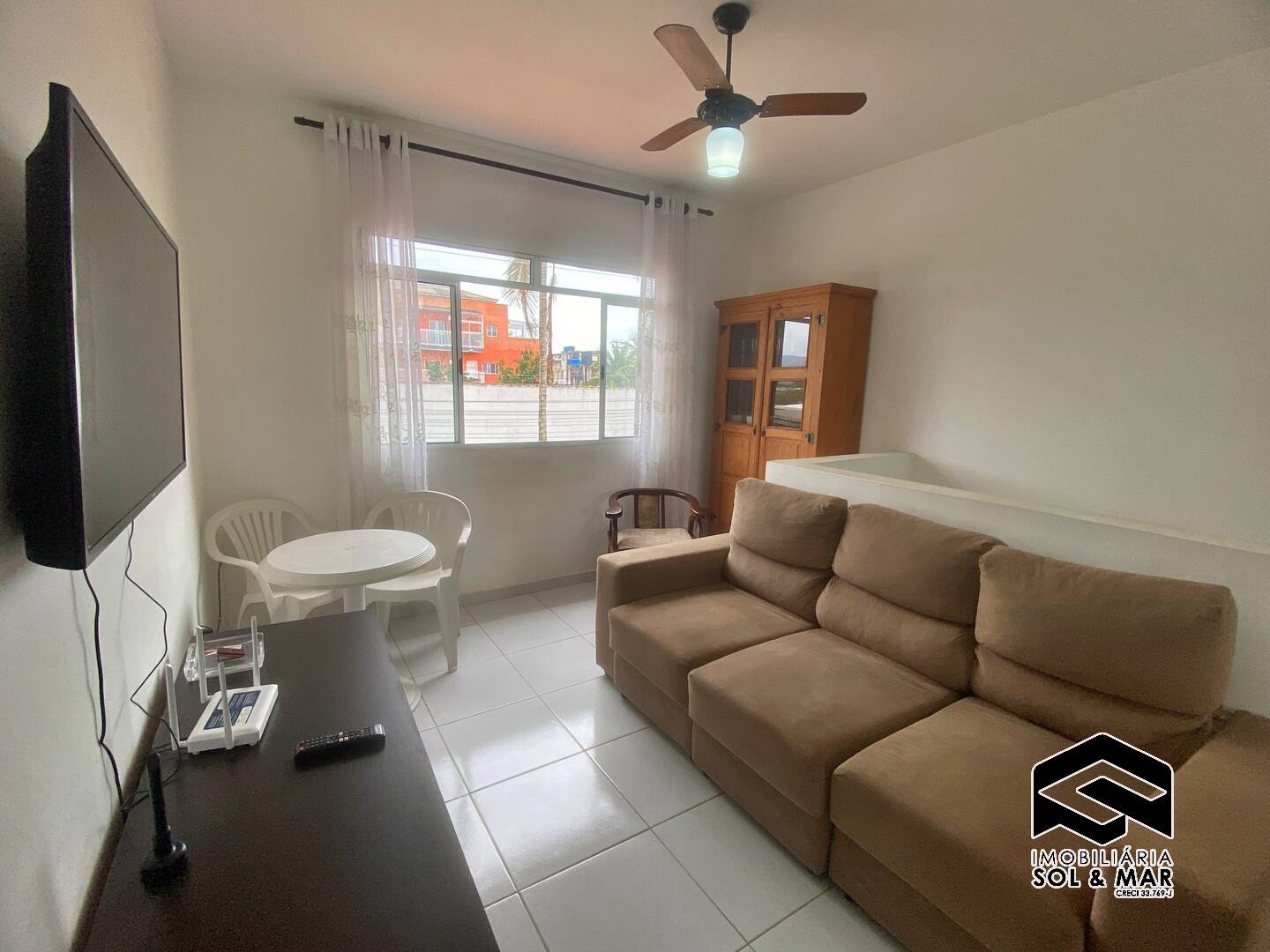 Casa à venda com 2 quartos, 70m² - Foto 4