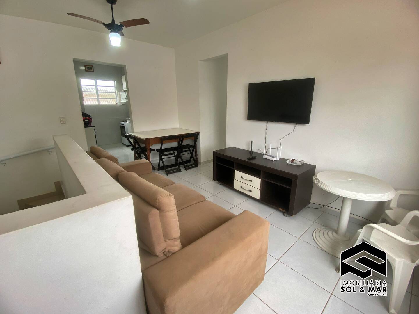 Casa à venda com 2 quartos, 70m² - Foto 6
