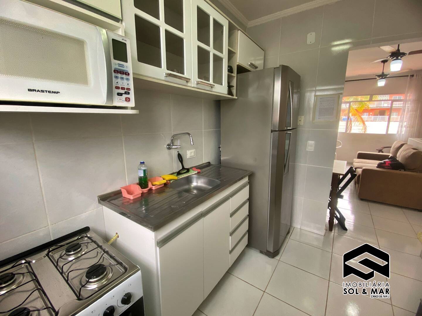 Casa à venda com 2 quartos, 70m² - Foto 18