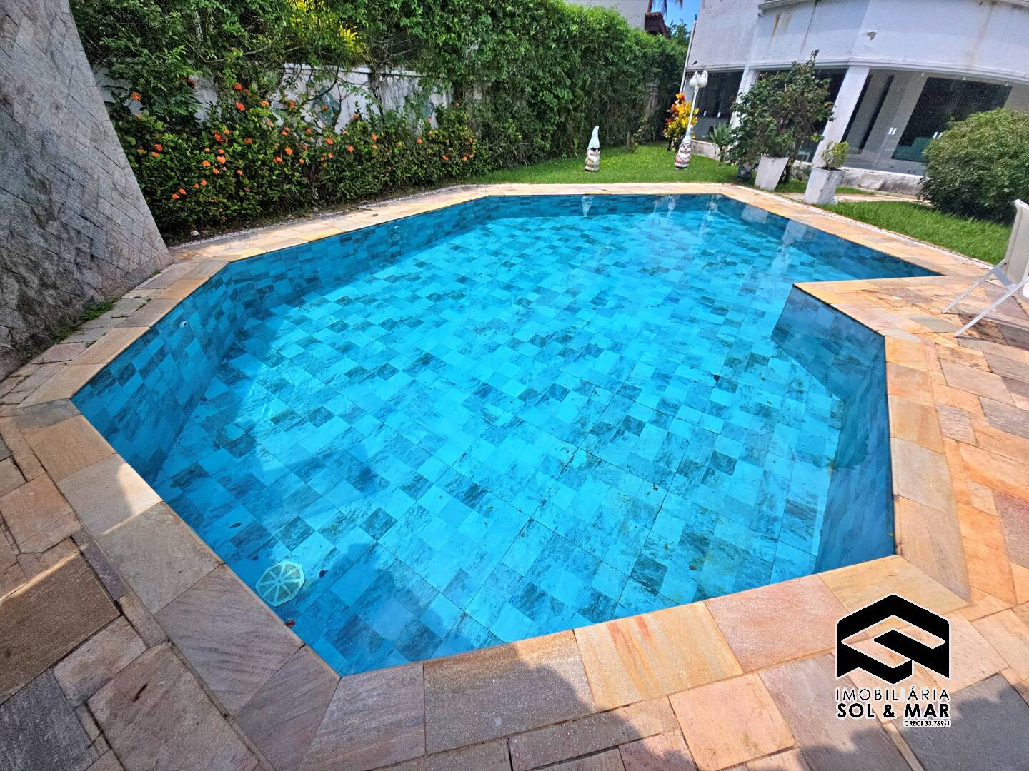 Casa, 6 quartos, 353 m² - Foto 2