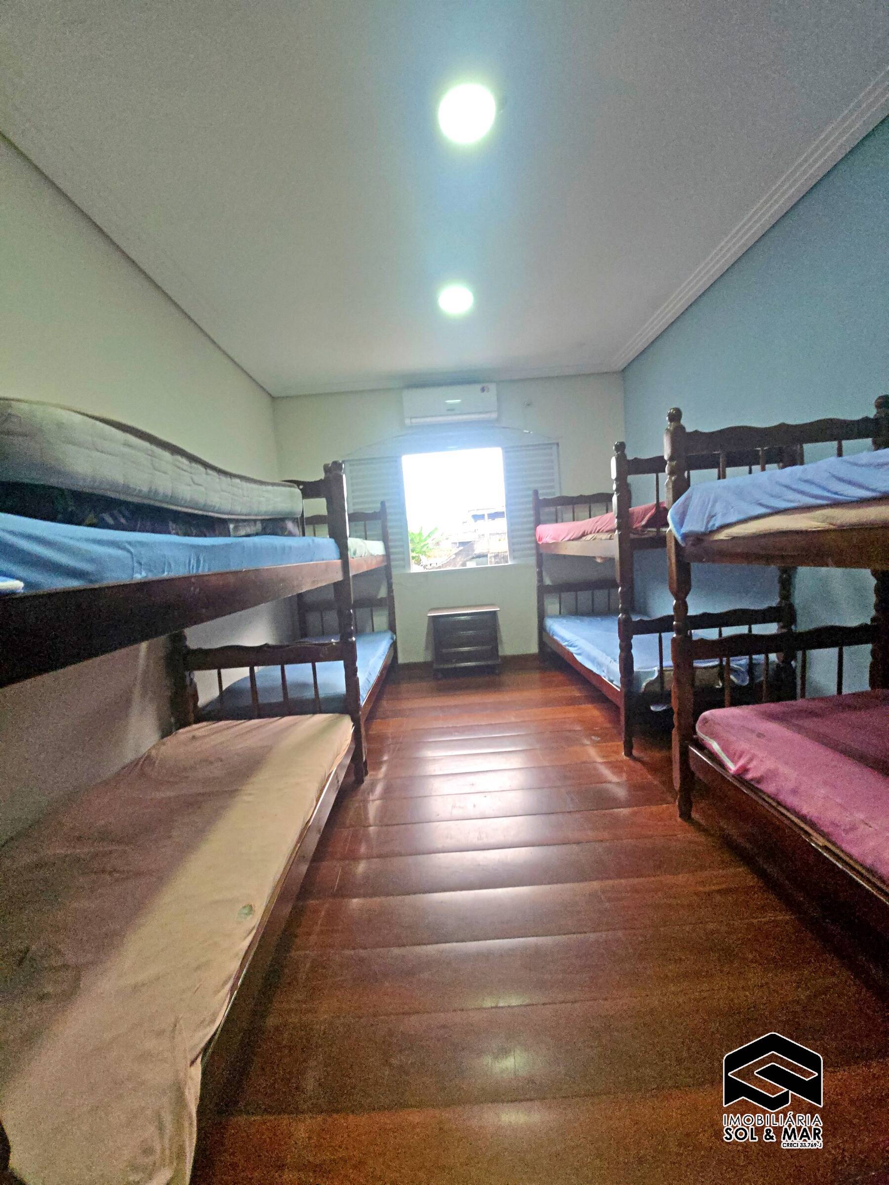 Casa, 6 quartos, 250 m² - Foto 29