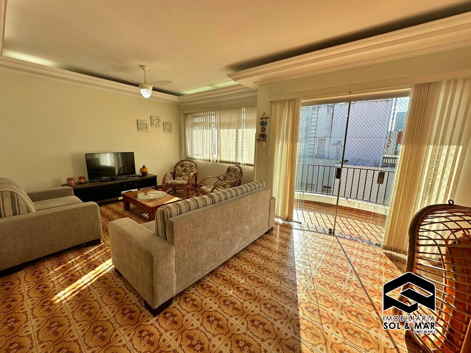 Apartamento, 3 quartos, 218 m² - Foto 2